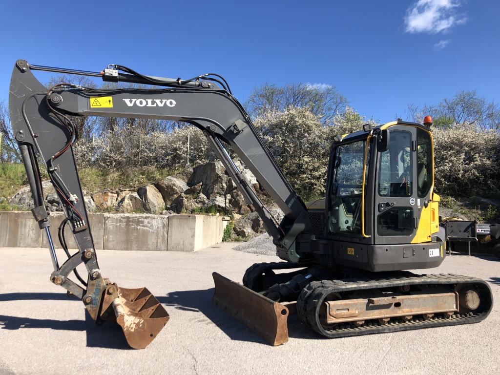 2014 VOLVO ECR88D